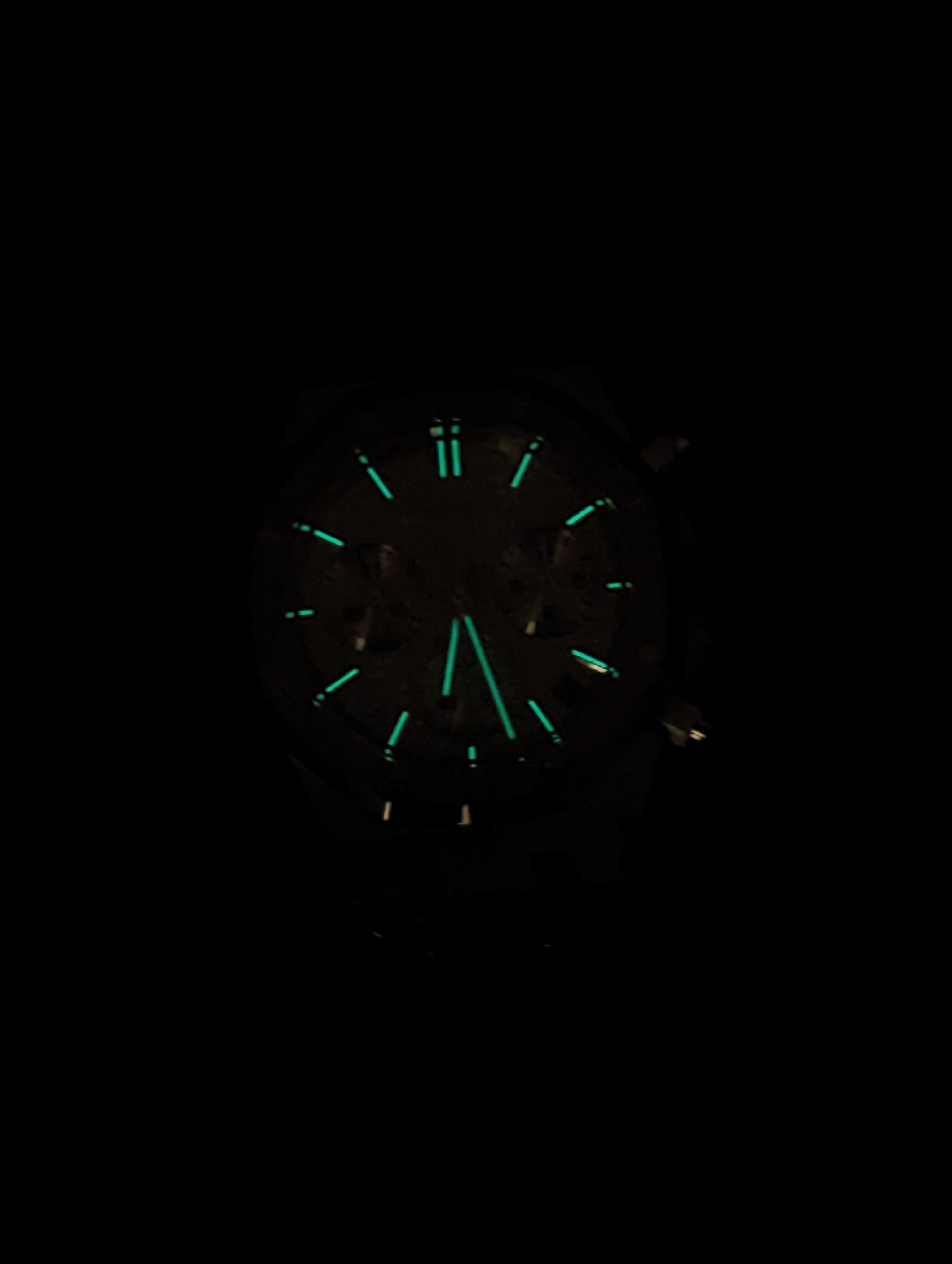 Audemars Piguet Royal Oak Chronograph 26240ST White Dial - Watch Them Tick