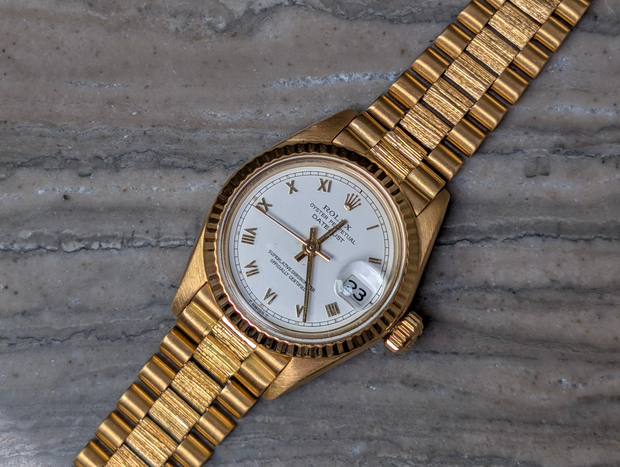 Rolex Lady-Datejust 6917 Yellow Gold White Roman Dial, Bark Bracelet