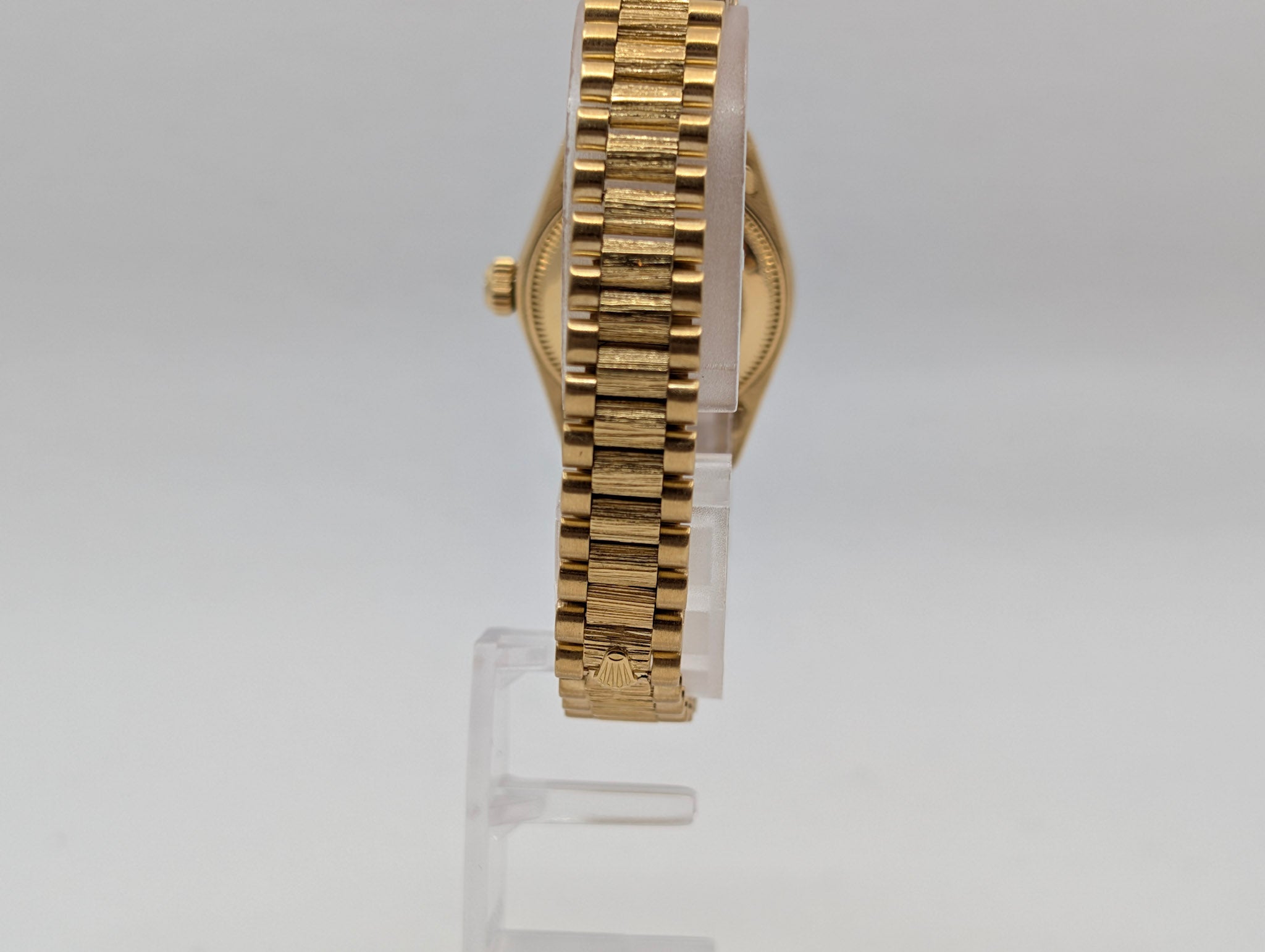 Rolex Lady-Datejust 6917 Yellow Gold White Roman Dial, Bark Bracelet