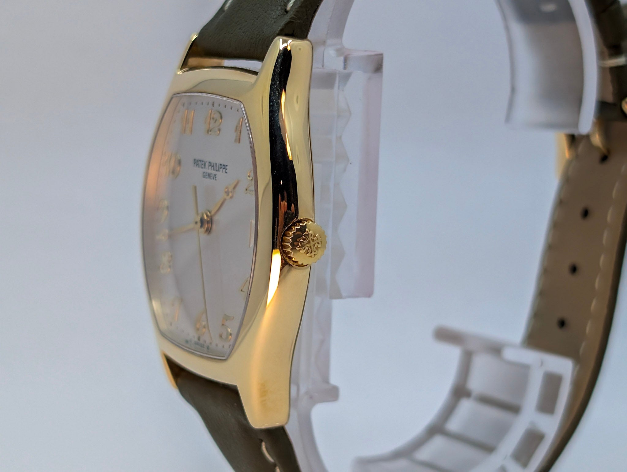 Patek Philippe Gondolo Tonneau Automatic 5030R-001