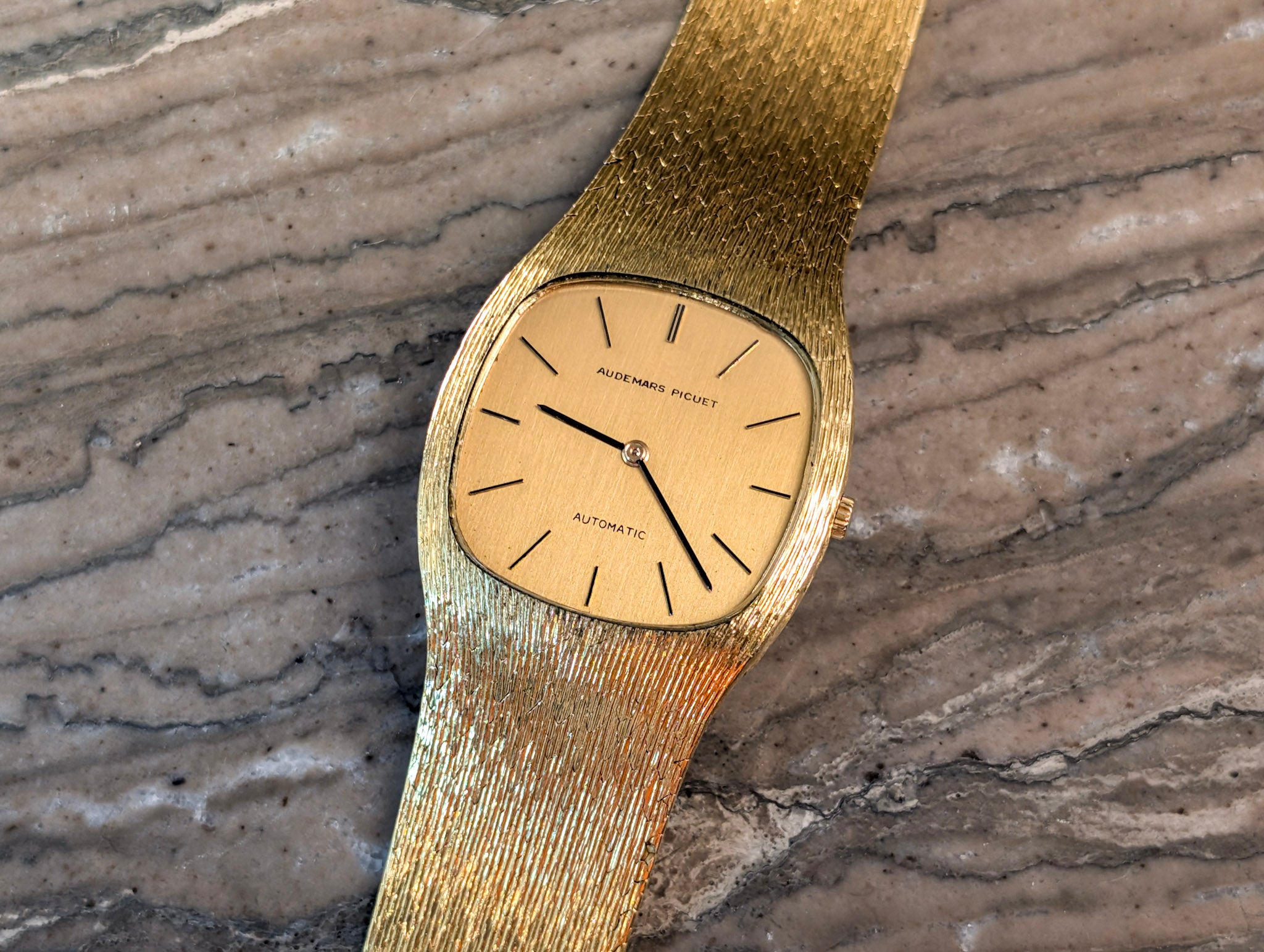 Audemars Piguet Cobra 5422 33mm Yellow Gold