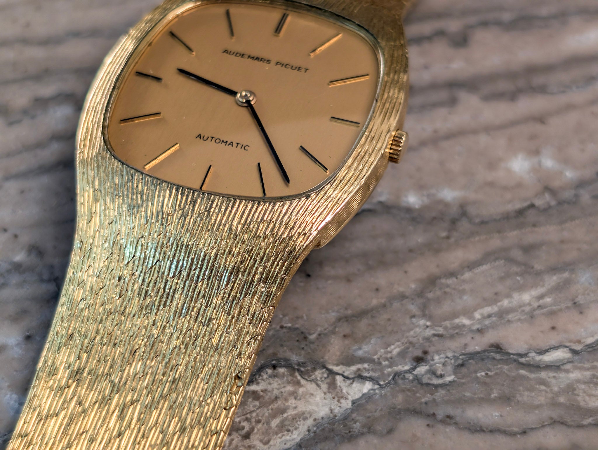 Audemars Piguet Cobra 5422 33mm Yellow Gold