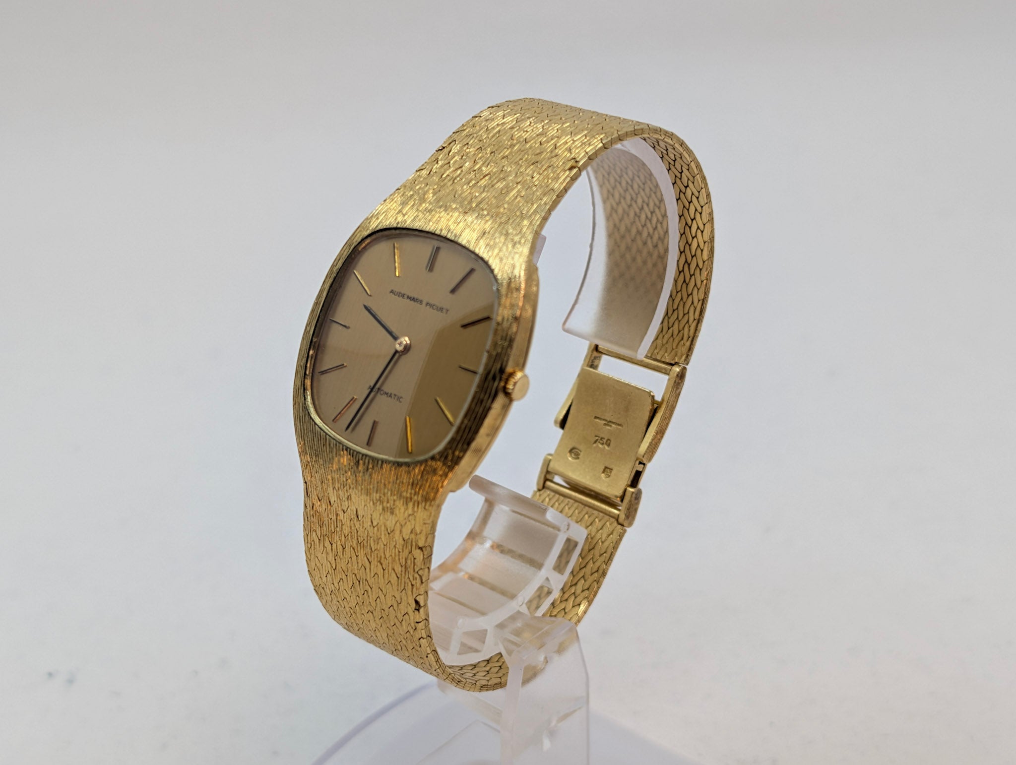 Audemars Piguet Cobra 5422 33mm Yellow Gold