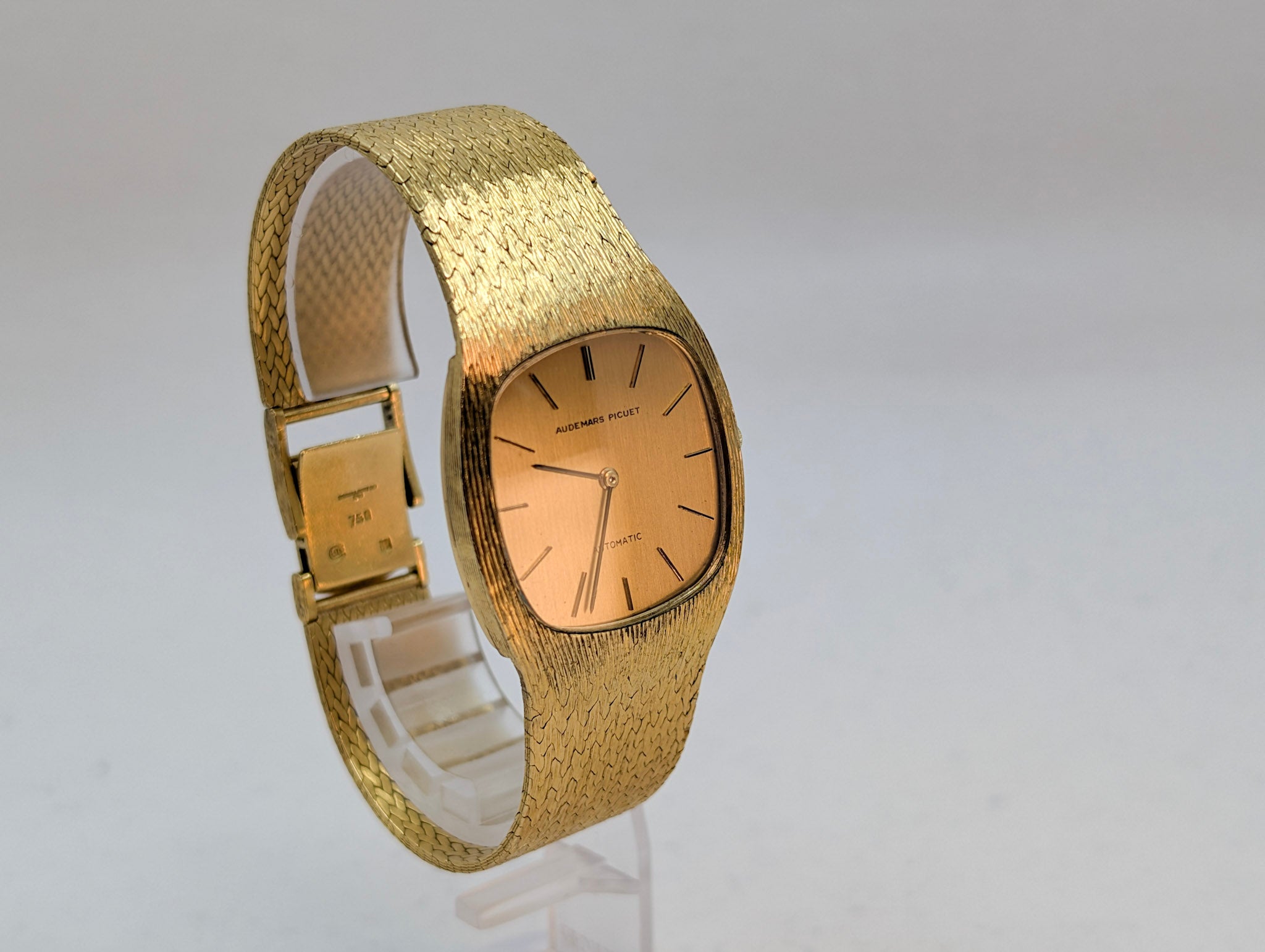 Audemars Piguet Cobra 5422 33mm Yellow Gold