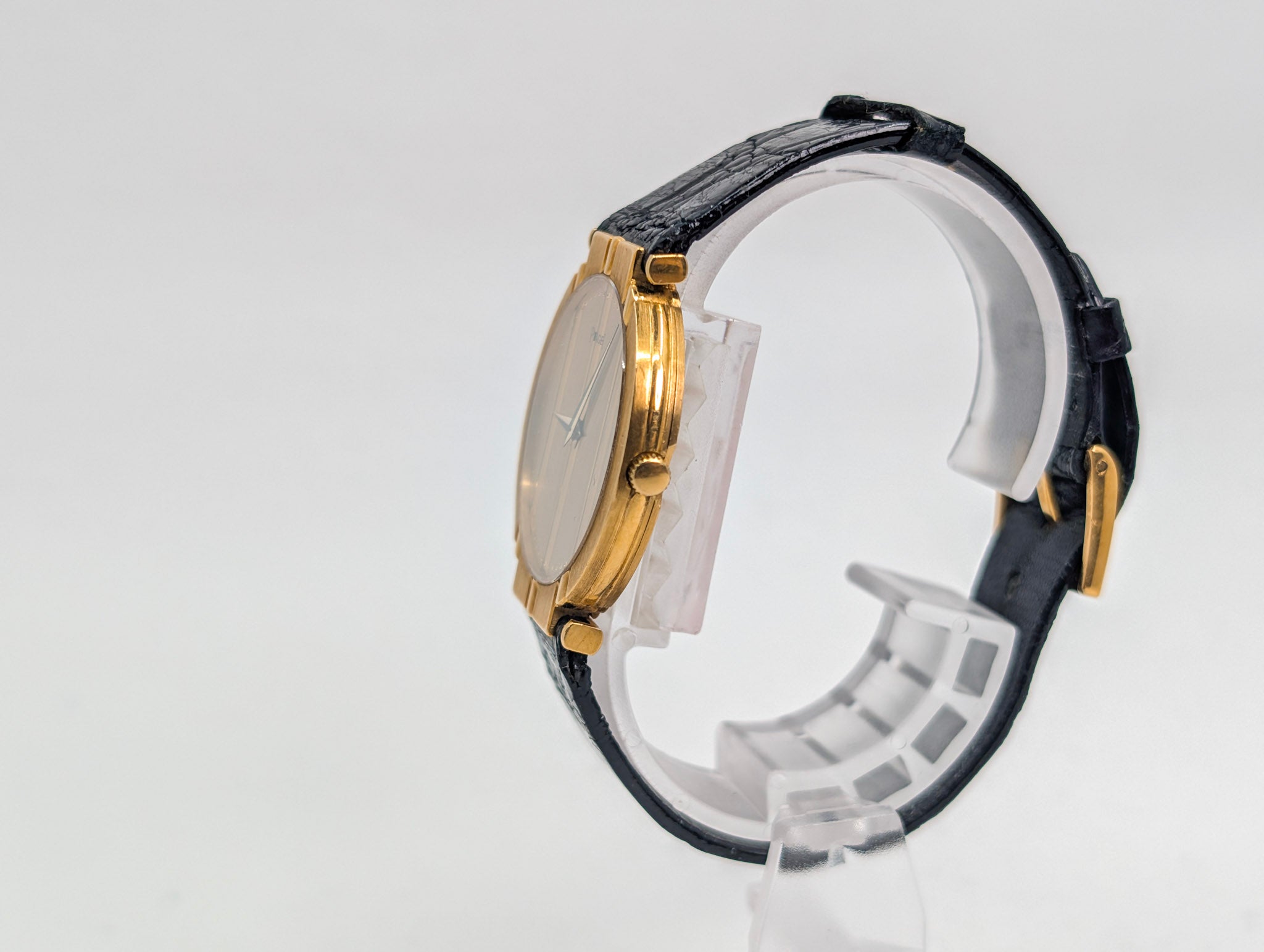 Vintage Piaget Polo 8673 18k Yellow Gold Quartz Watch Ultra-Thin