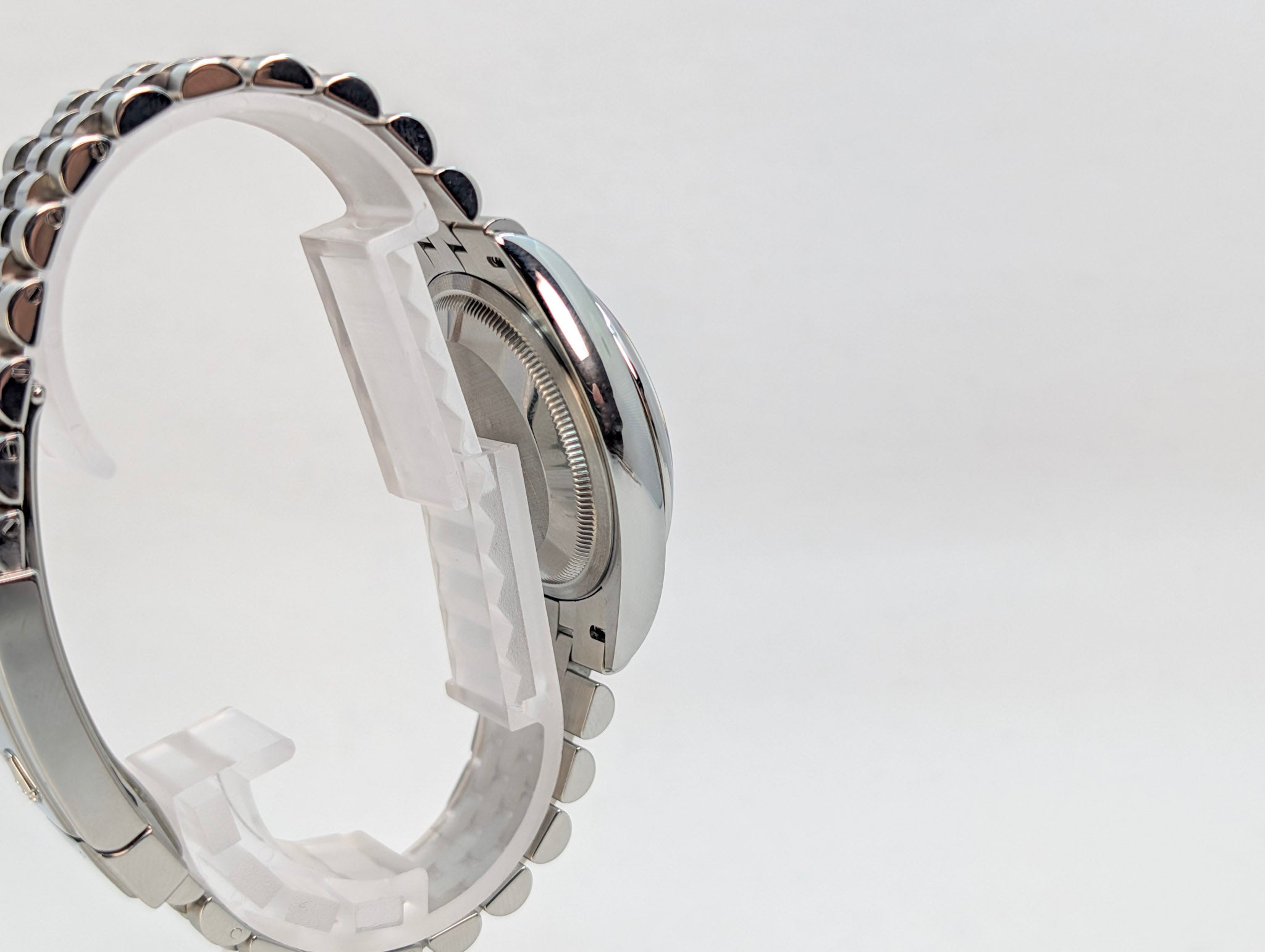 Rolex Datejust 36 Ref. 126200 – Blue Sunburst Dial Jubilee Bracelet ( Rolex Service)