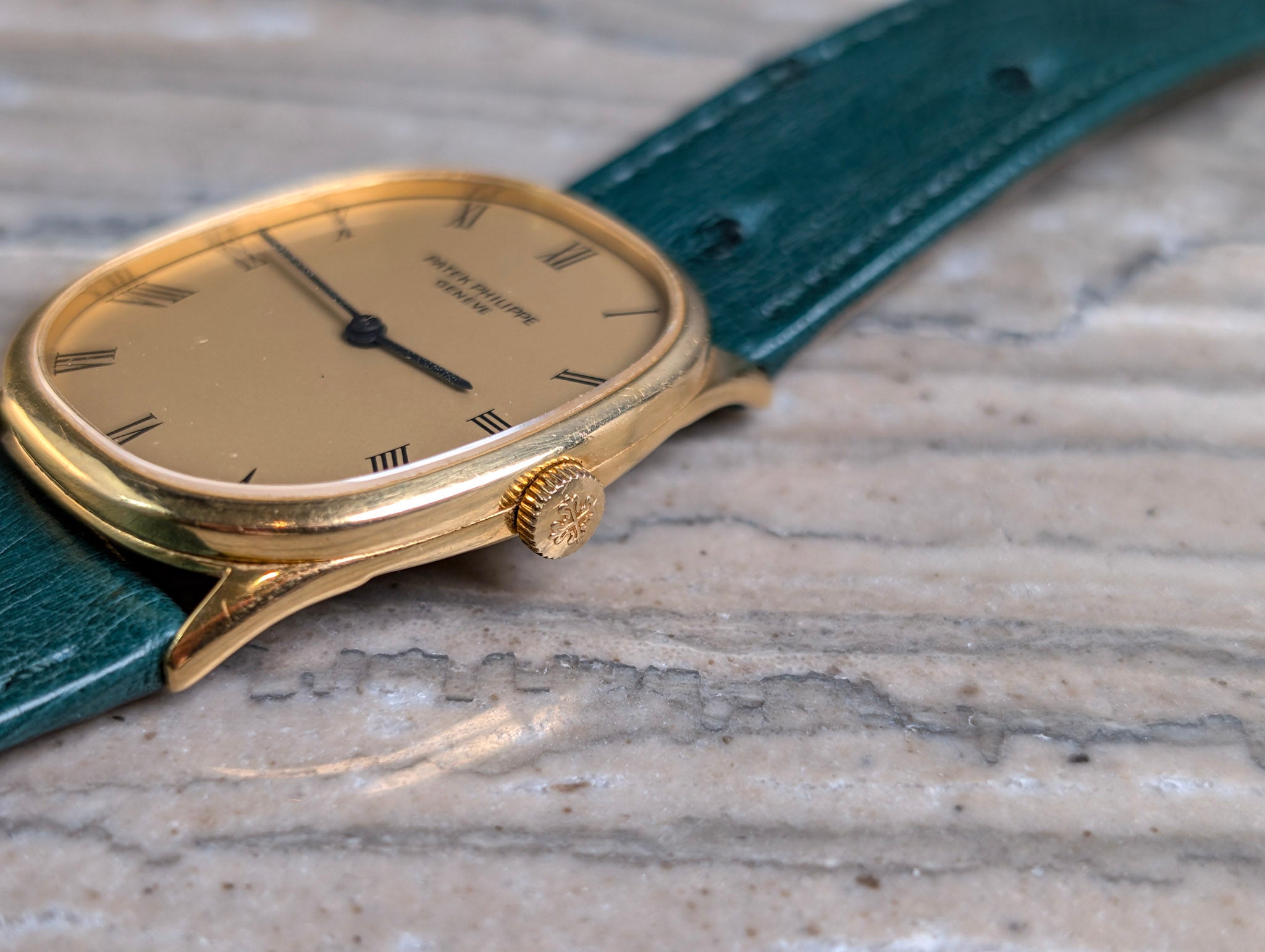 Vintage Patek Philippe Golden Ellipse Ref. 3546 18K Yellow Gold