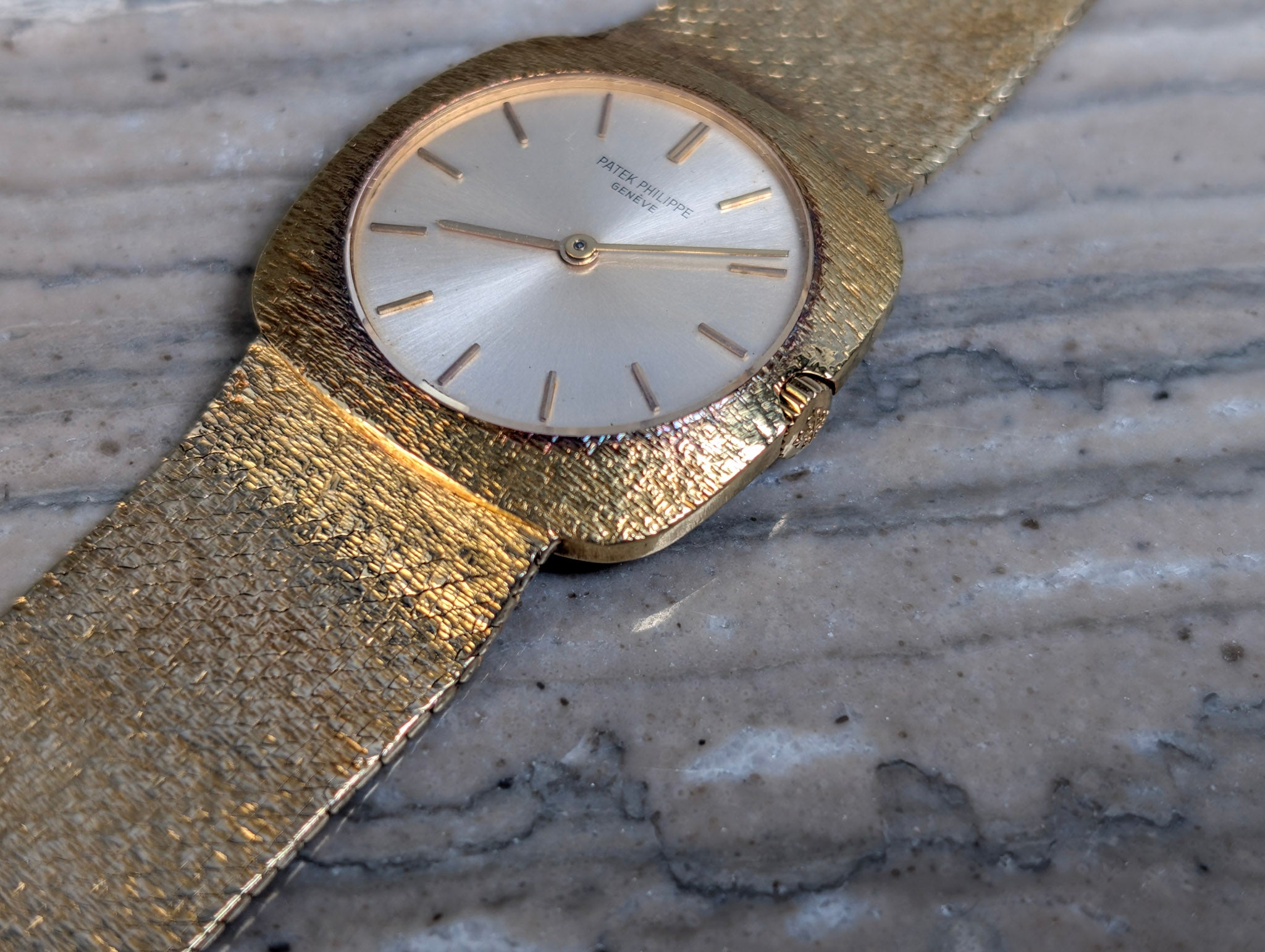 Patek Philippe 3543 Yellow Gold Textured Case Bracelet Vintage Watch