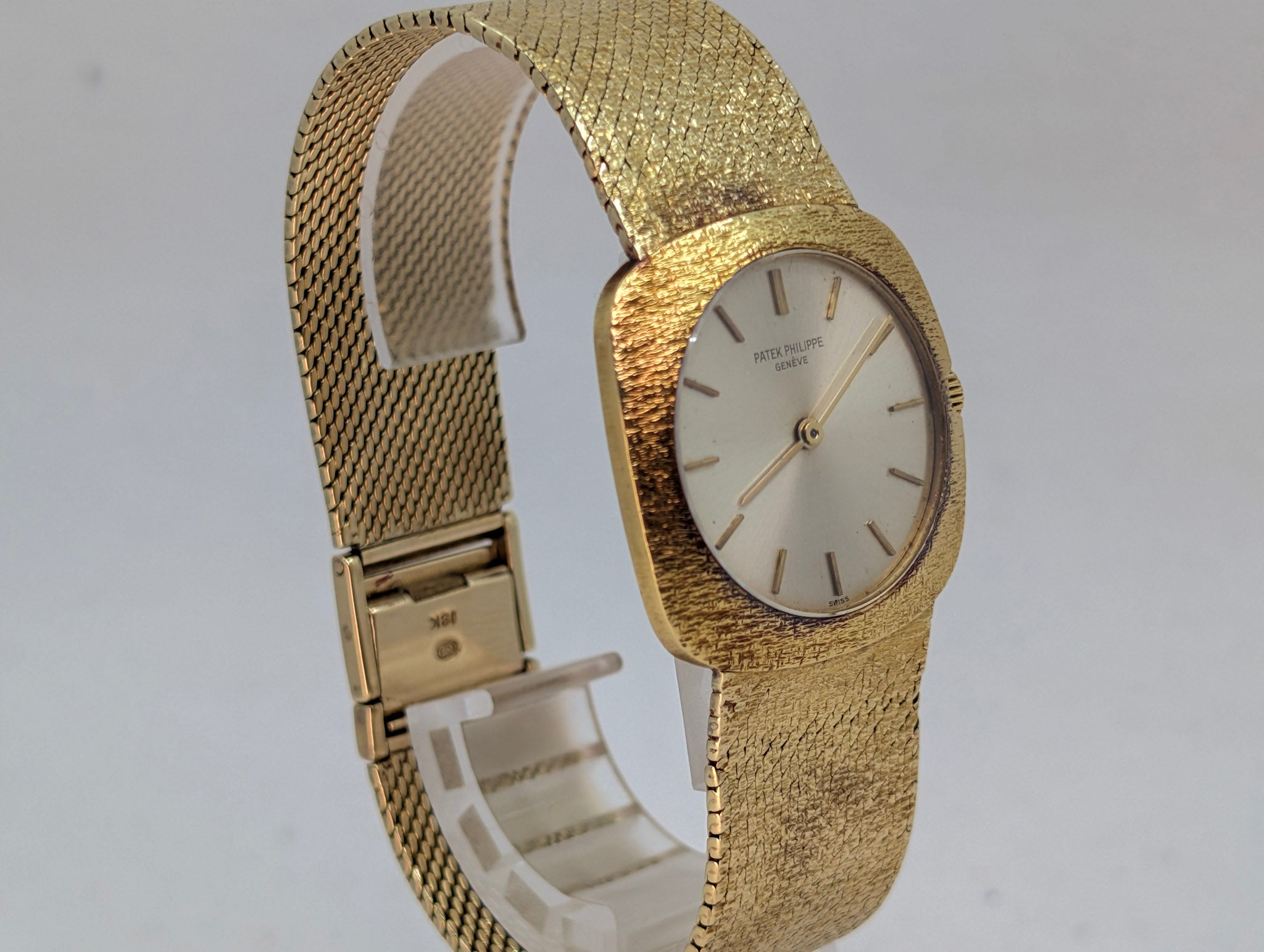 Patek Philippe 3543 Yellow Gold Textured Case Bracelet Vintage Watch