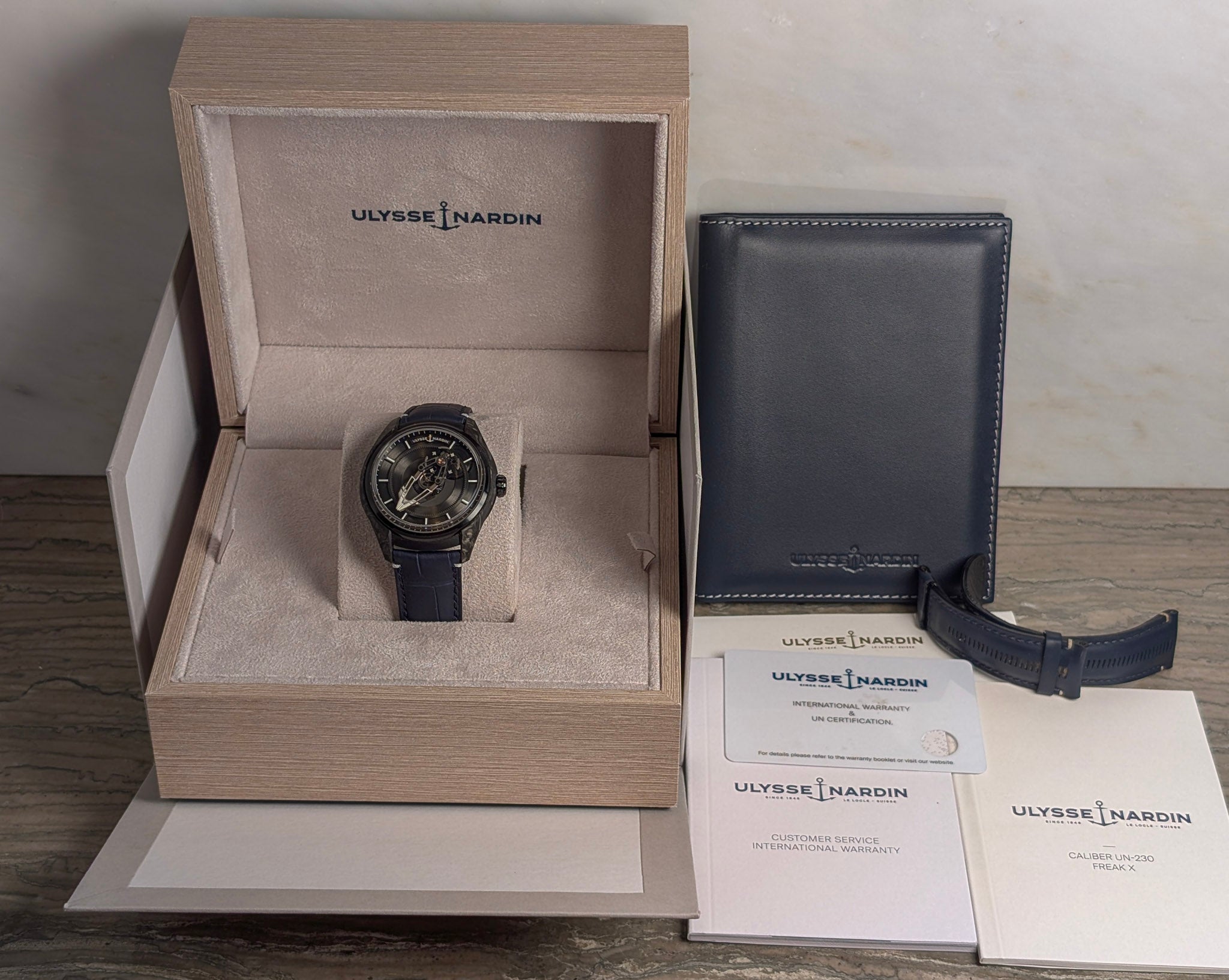 Ulysse Nardin Freak X Carb 2303-270/CARB Full Set with Two Straps