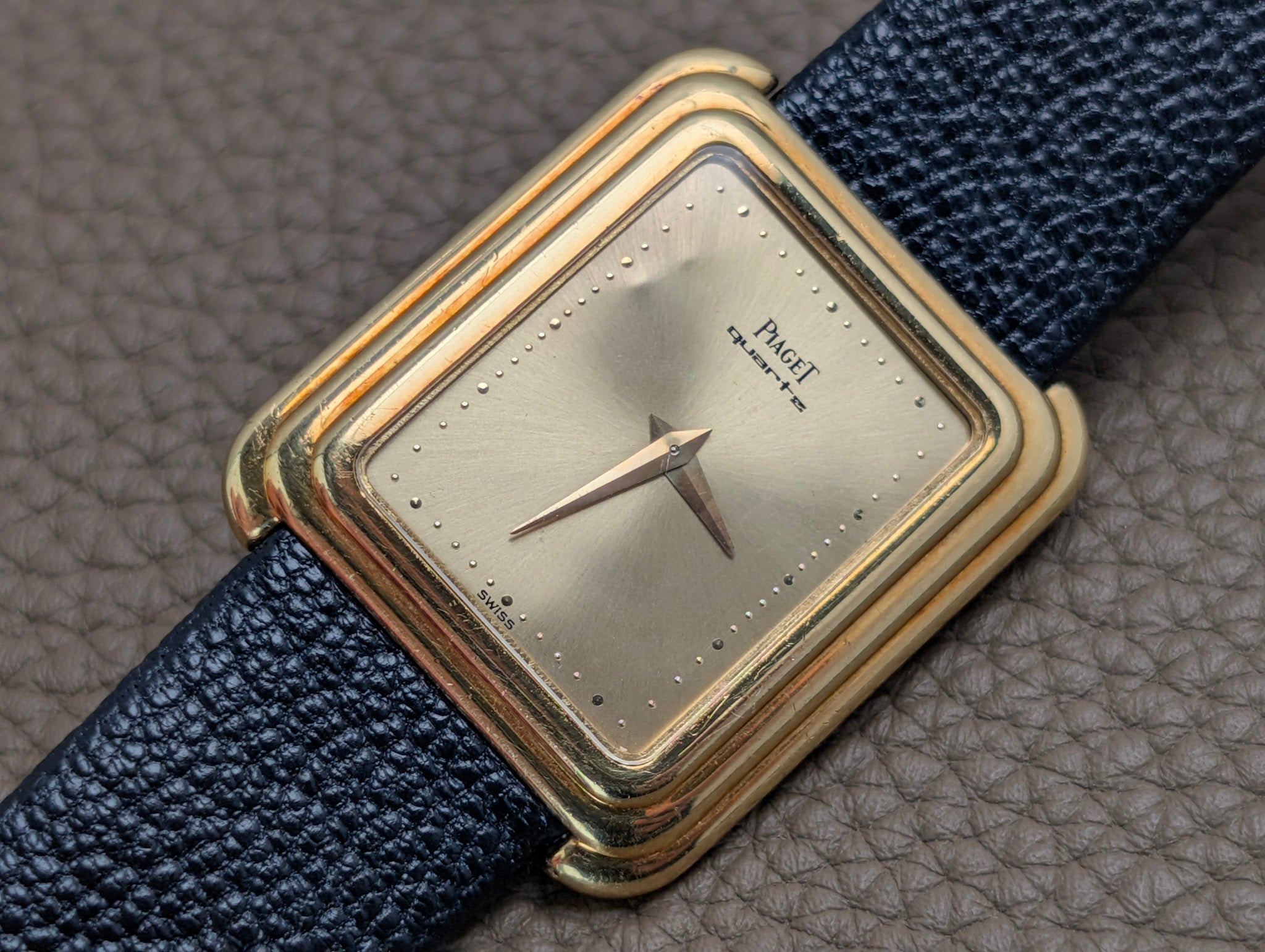 Piaget Protocole 74101 18K Yellow Gold Champagne Dial