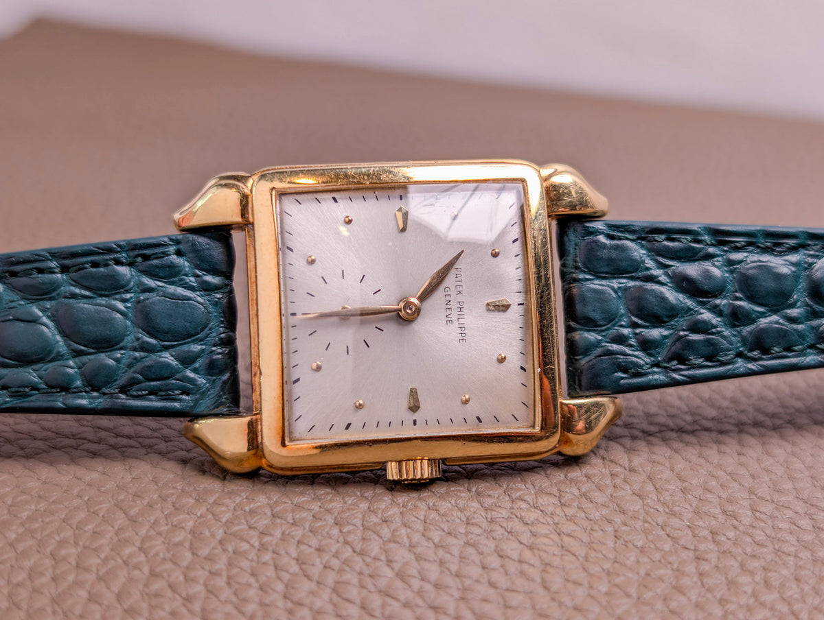 Patek Philippe Ref. 2424J Flame Lugs 18K Yellow Gold circa 1946