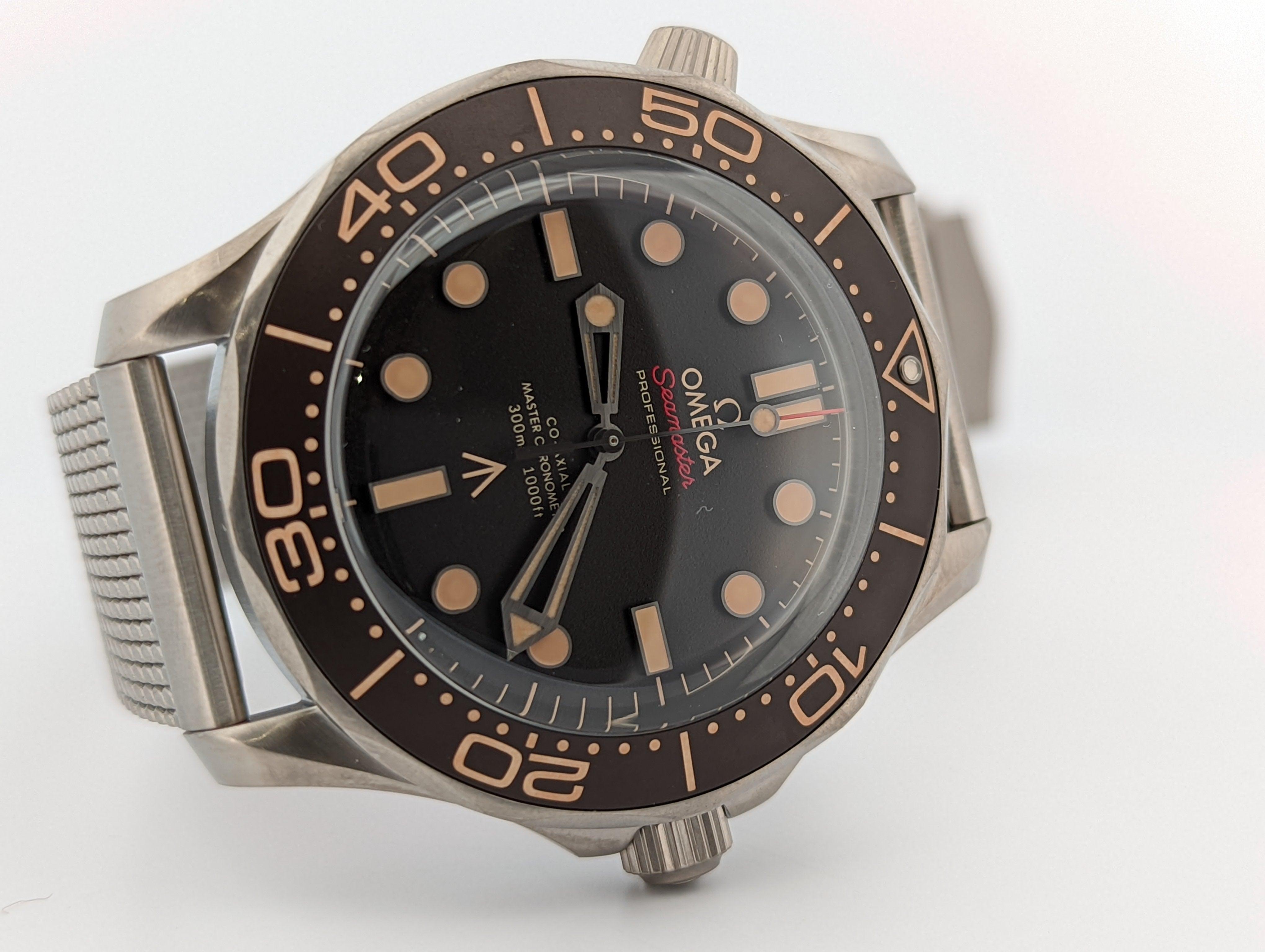 Omega Seamaster Diver 300 M 007 - Watch Them Tick