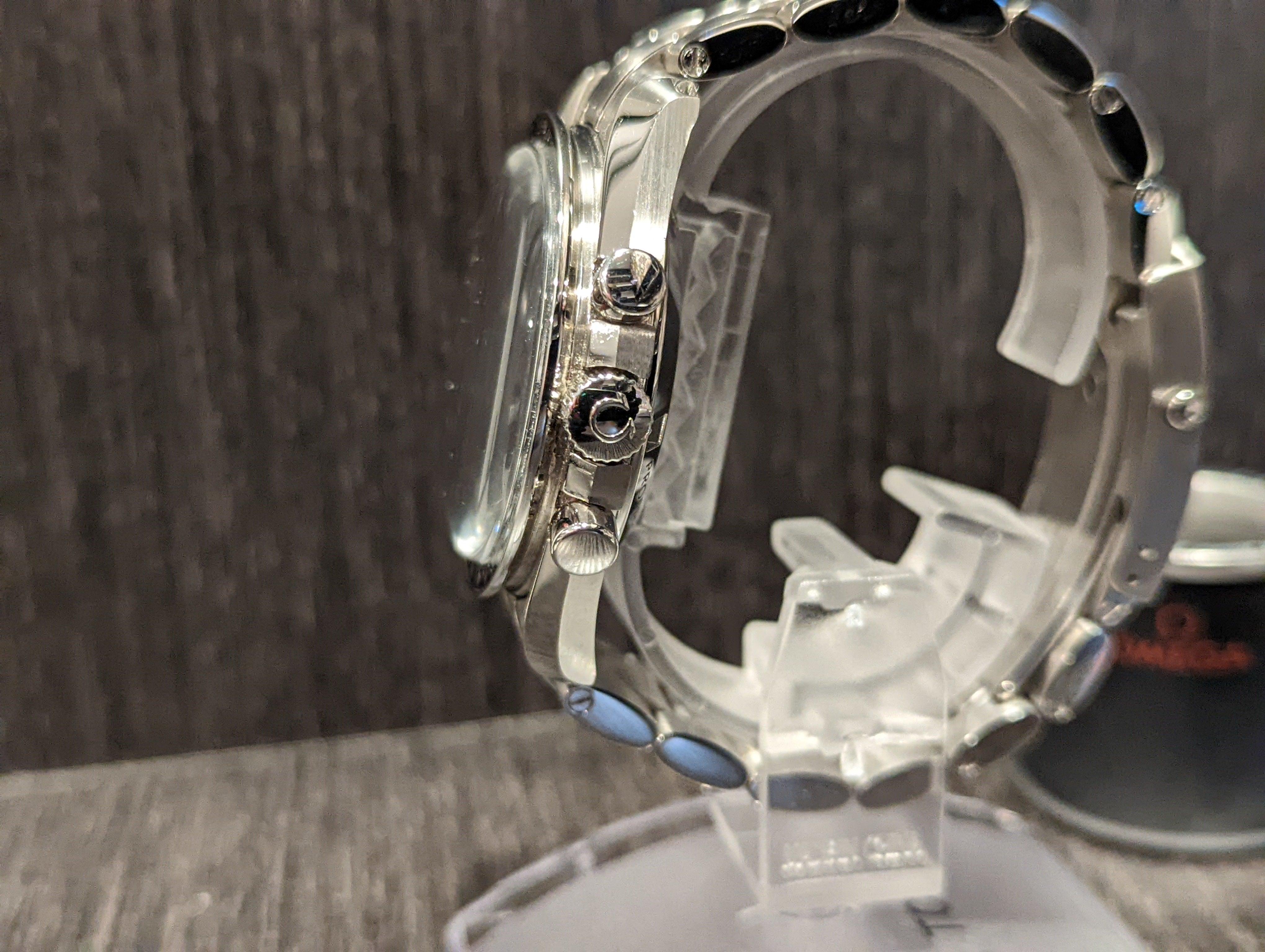 Omega Speed Master 2020 - Watch Them Tick