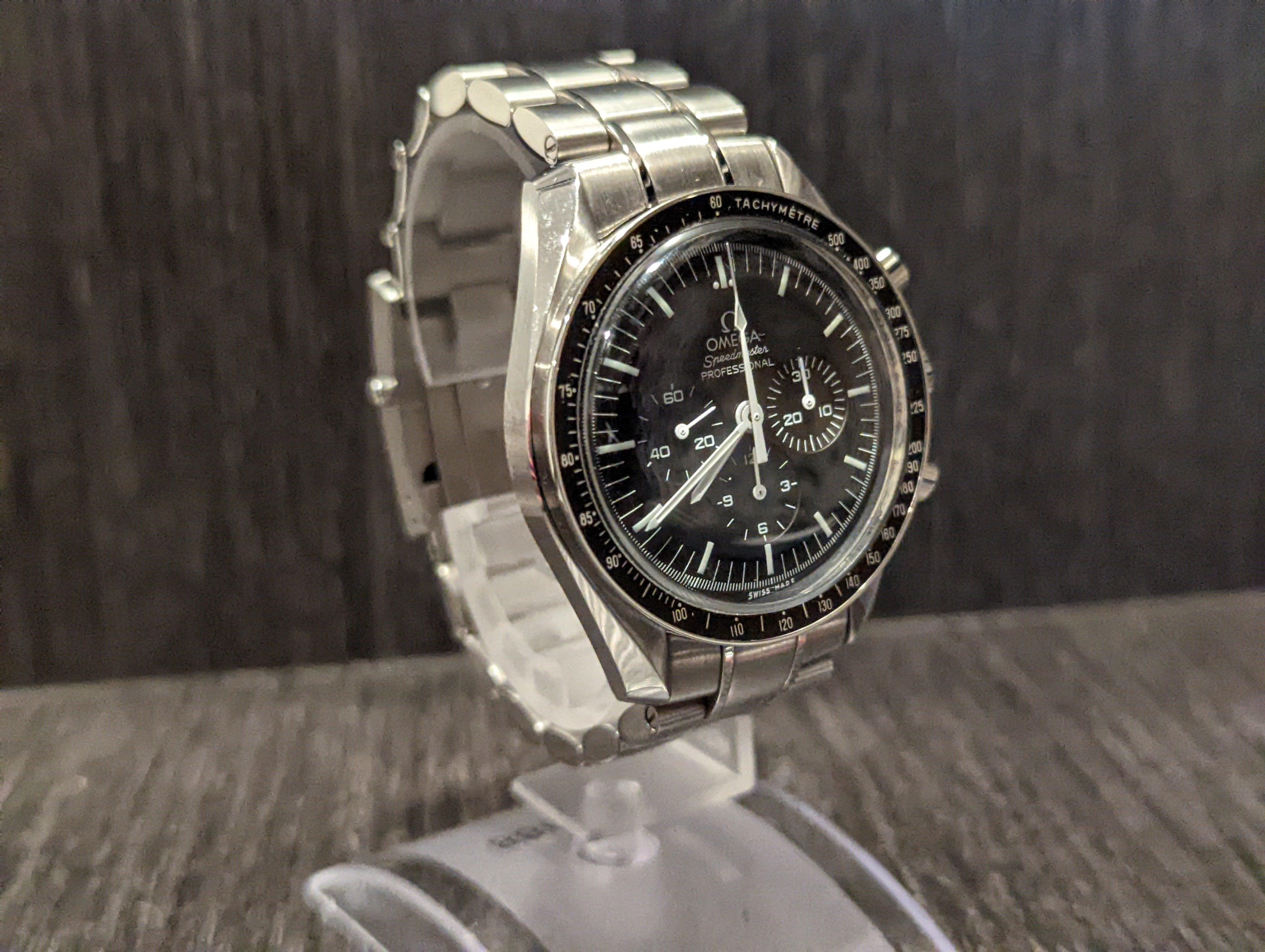 Omega Speed Master 2020 - Watch Them Tick