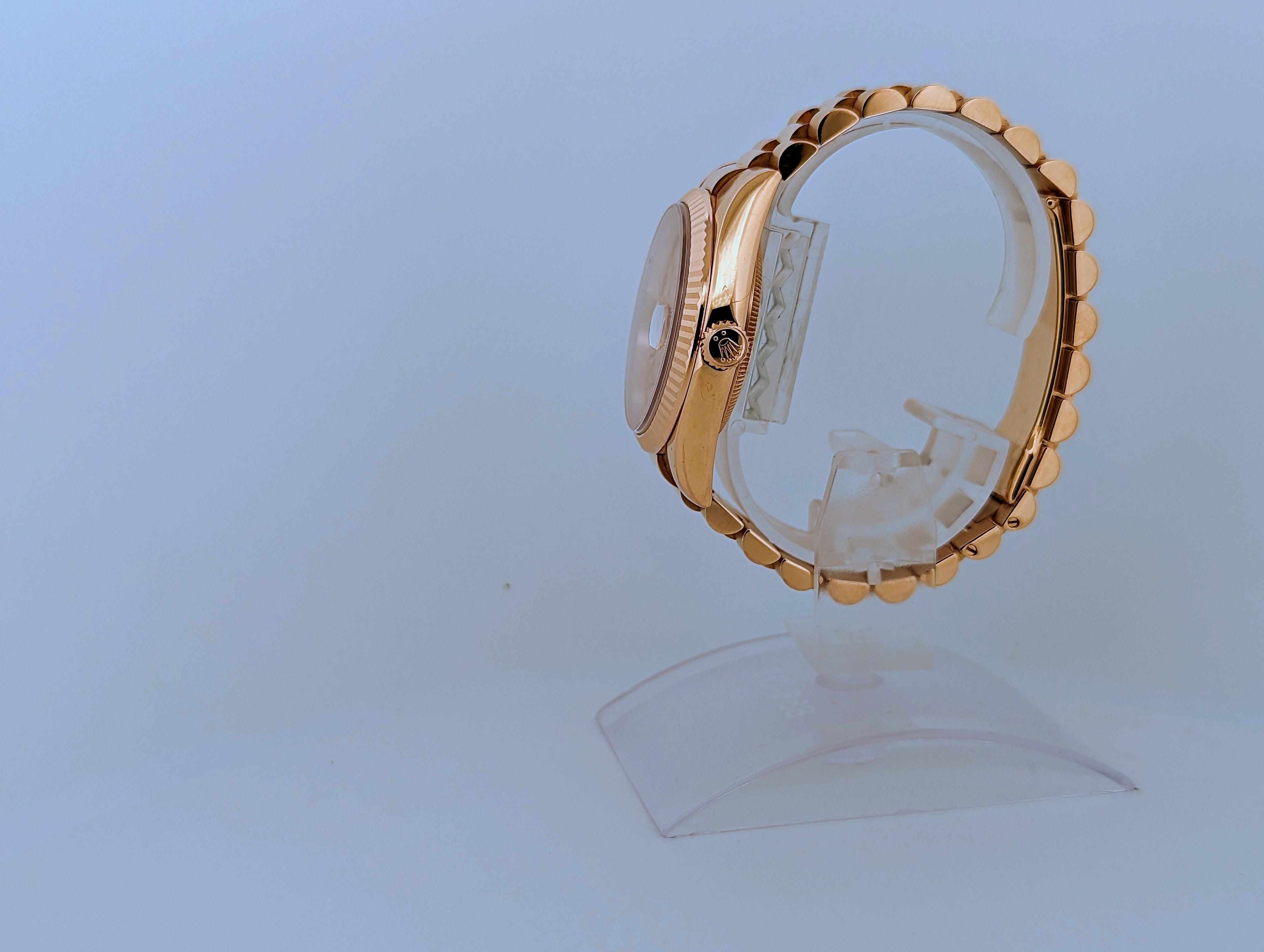 Rolex Day-Date 36 18k Rose Gold Pink Roman Dial 36mm President Watch 118235 - Watch Them Tick