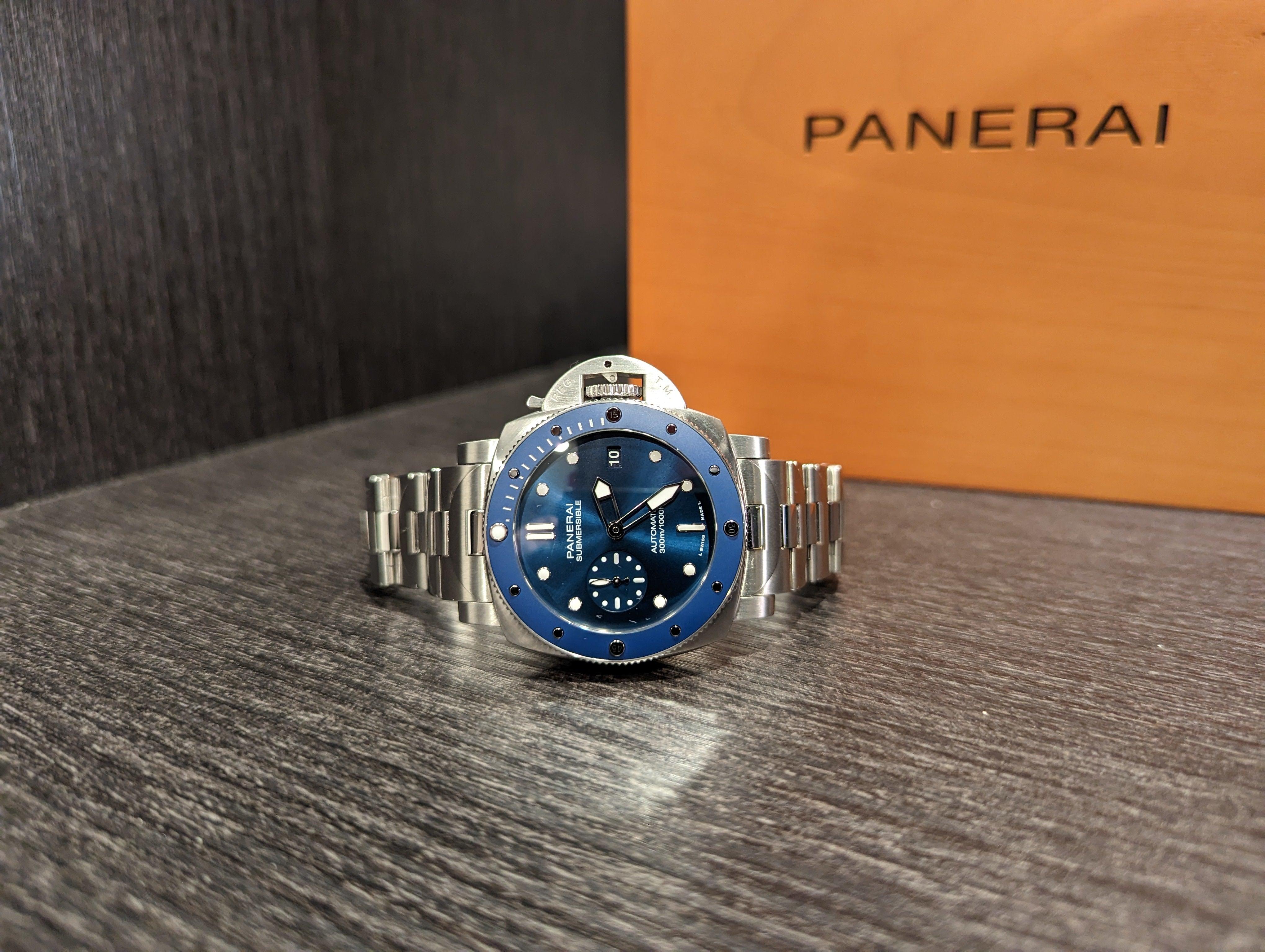 Panerai Submersible Blu Notte Pam01068 - Watch Them Tick