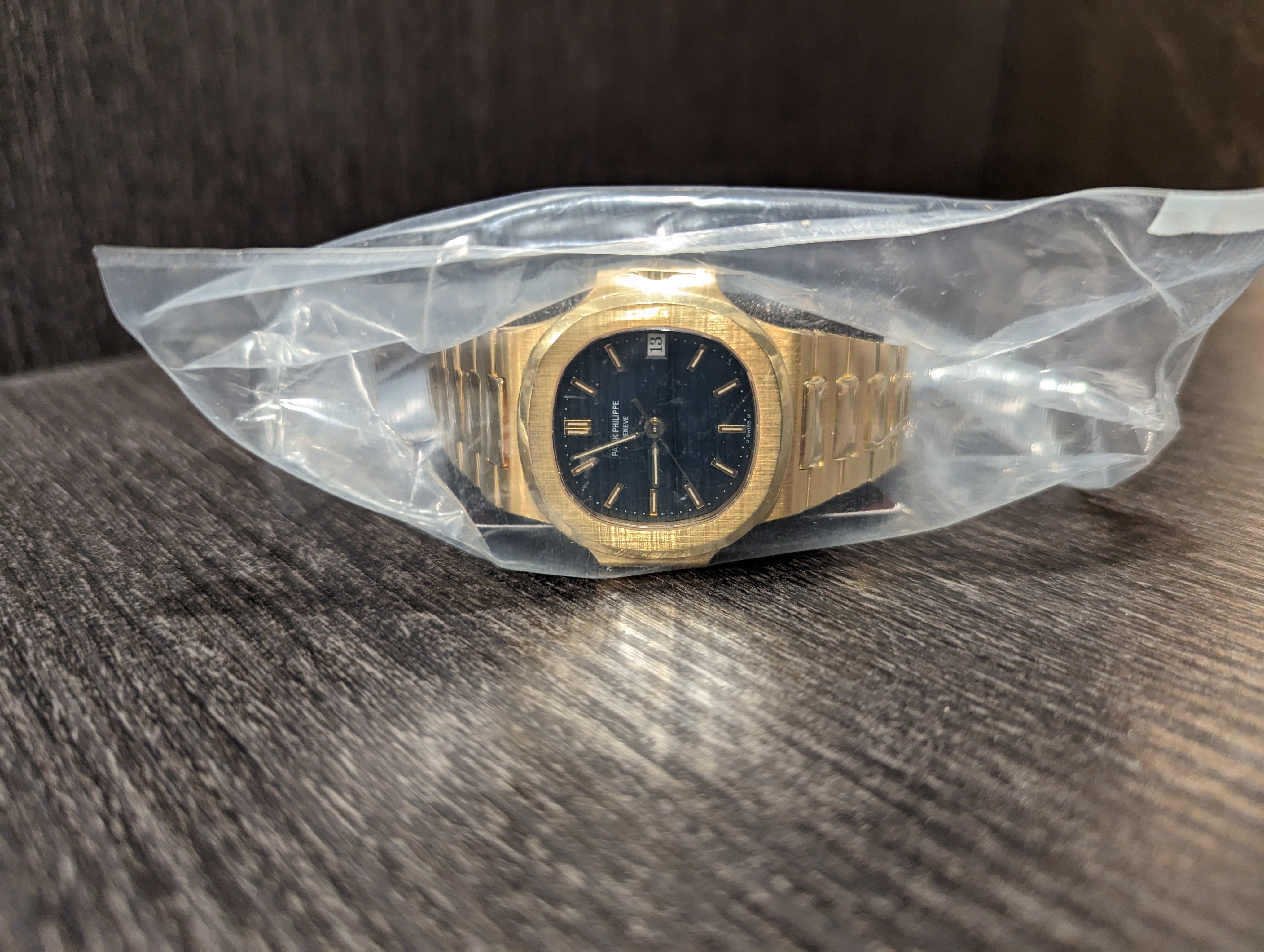 Patek Philippe Nautilus 3800 37mm Yellow Gold Vintage with Box