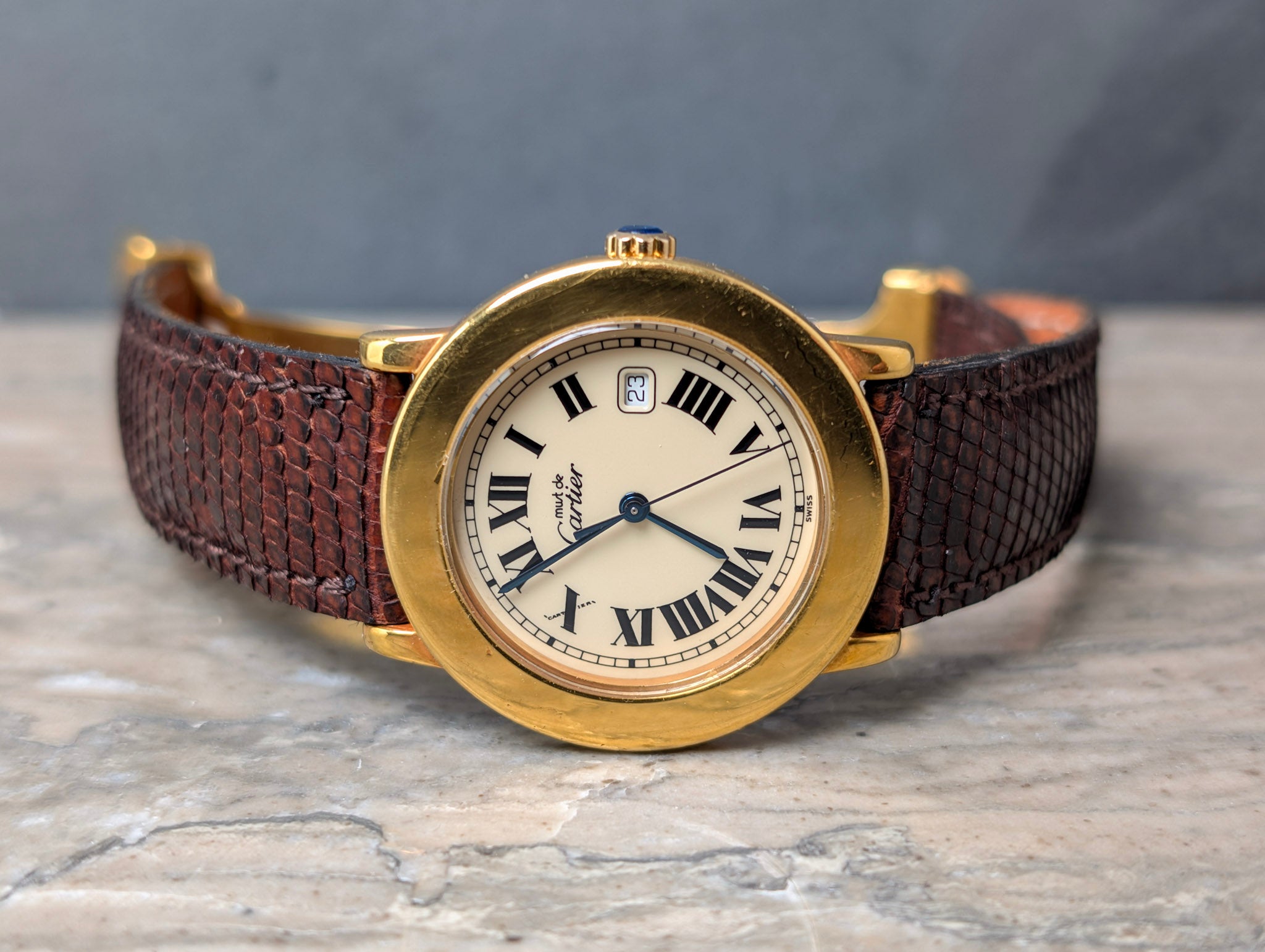 Cartier De Cartier Ronde Must Watch ref 1800 Gold
