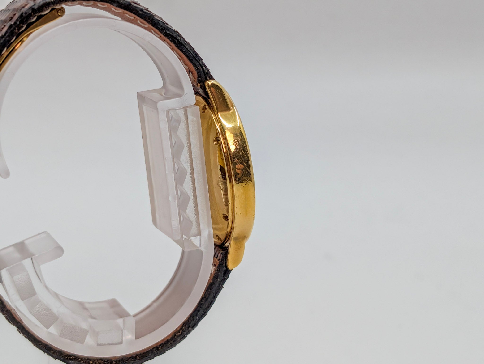 Cartier De Cartier Ronde Must Watch ref 1800 Gold