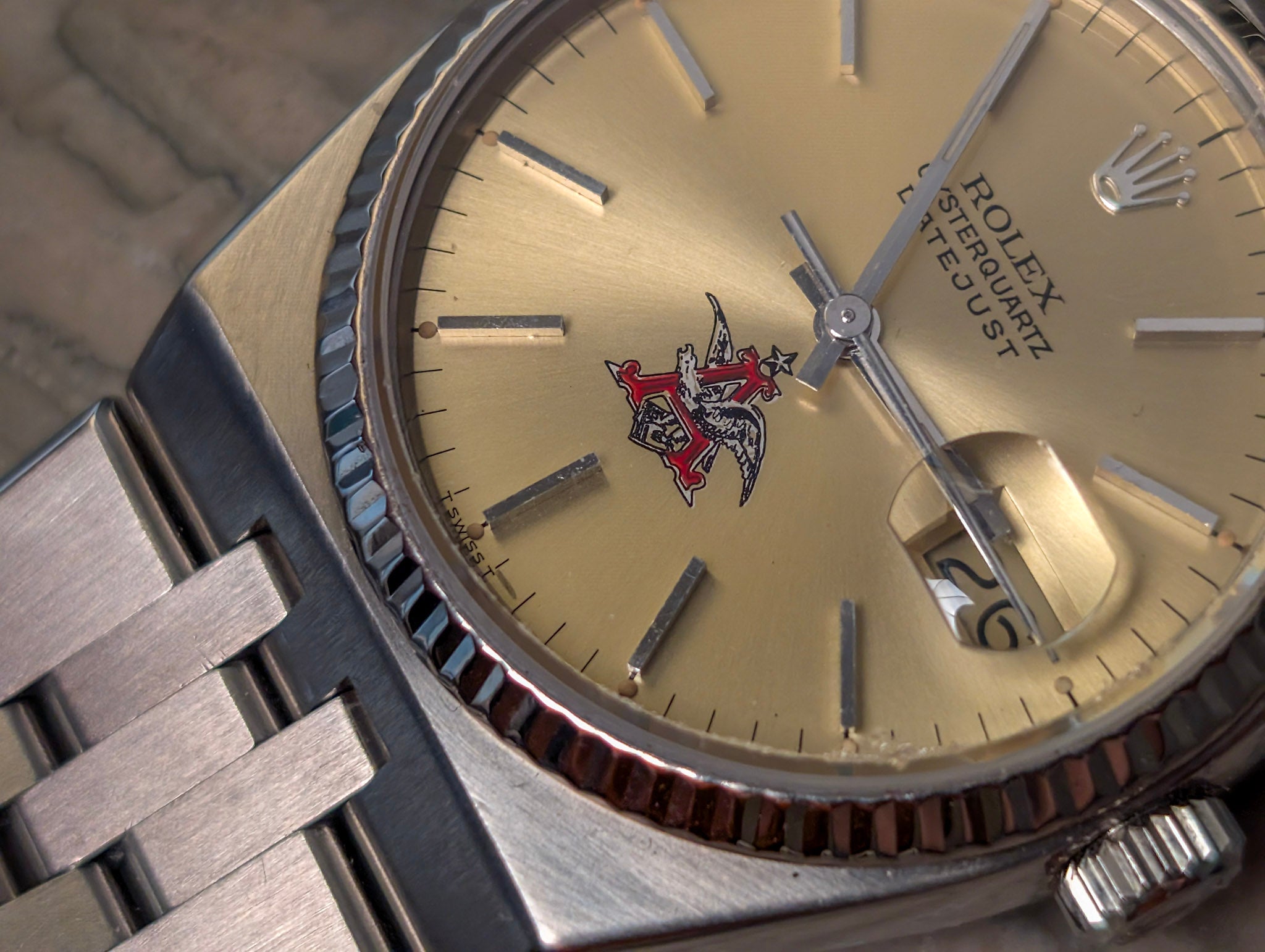 Rolex Oysterquartz Datejust 17014 – Steel/White Gold – Rare Anheuser-Busch Dial