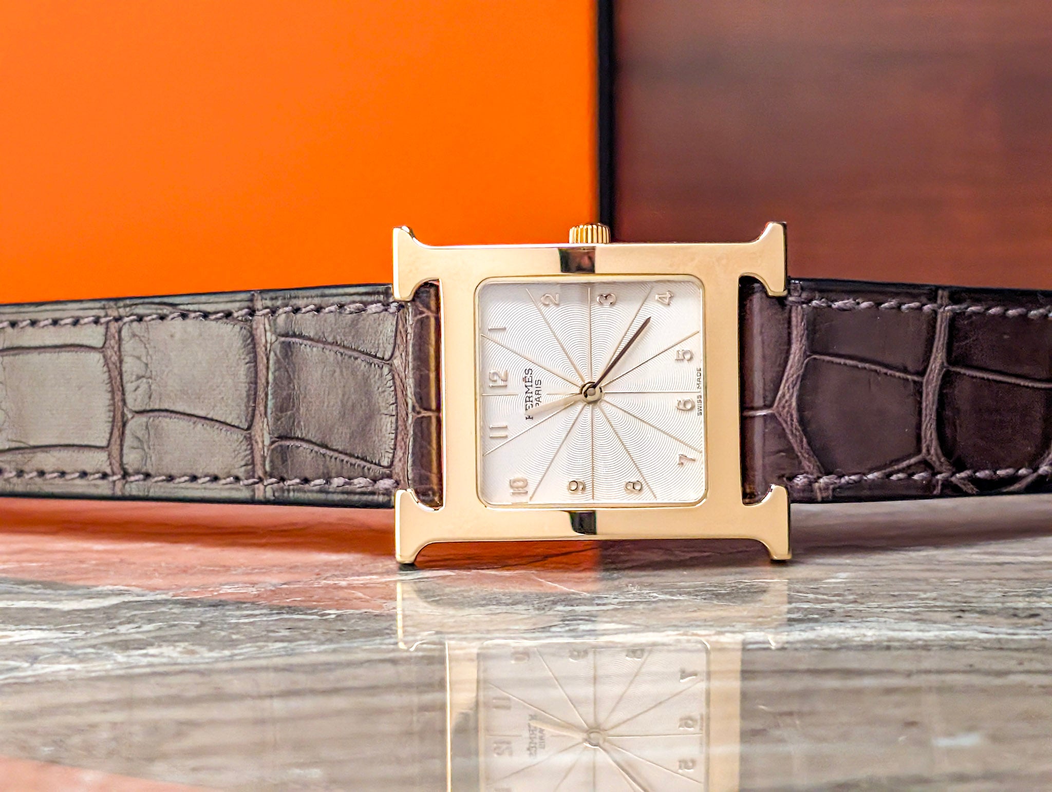 Hermès H Watch HH1.585 Solid Gold H-Shaped Case Quartz Unworn Full Set