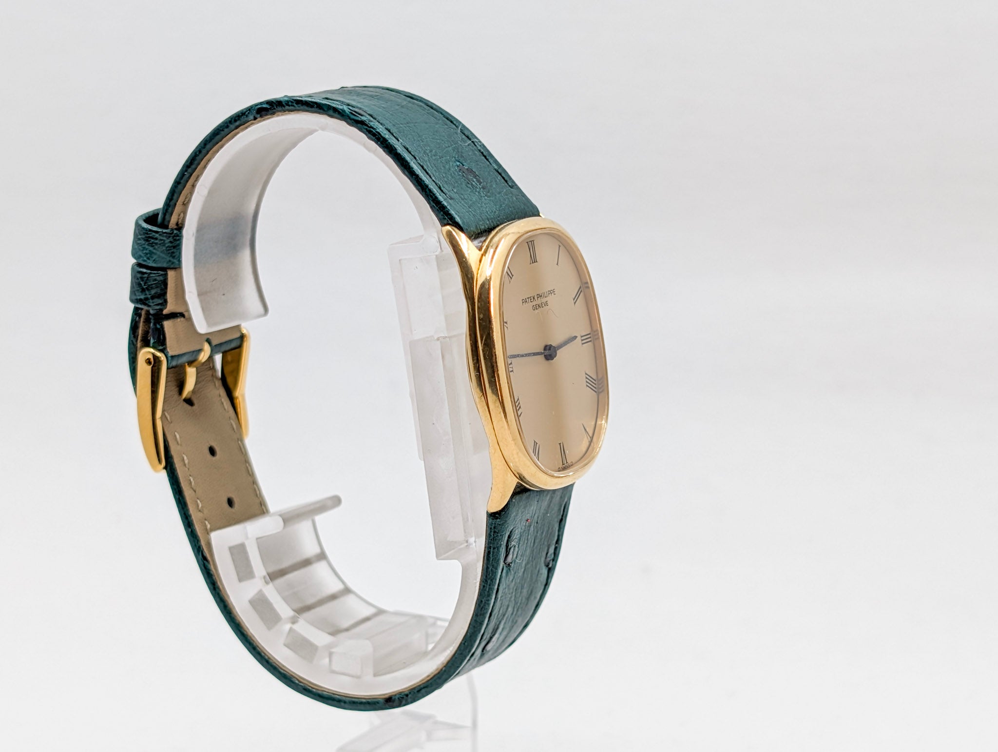 Vintage Patek Philippe Golden Ellipse Ref. 3546 18K Yellow Gold