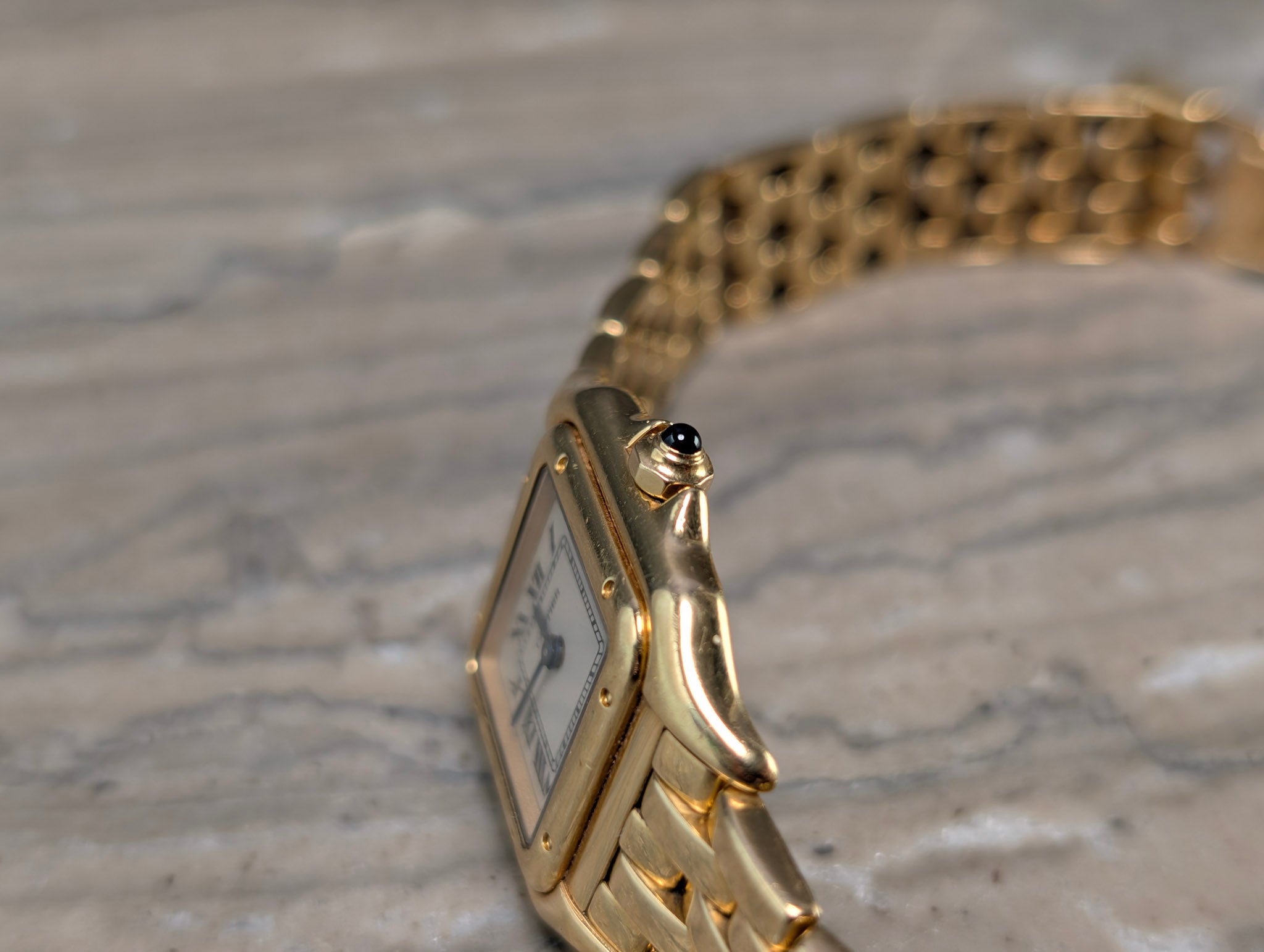 Cartier Panthere Square 1070 18K Yellow Gold Quartz Ladies Wrist Watch 22mm
