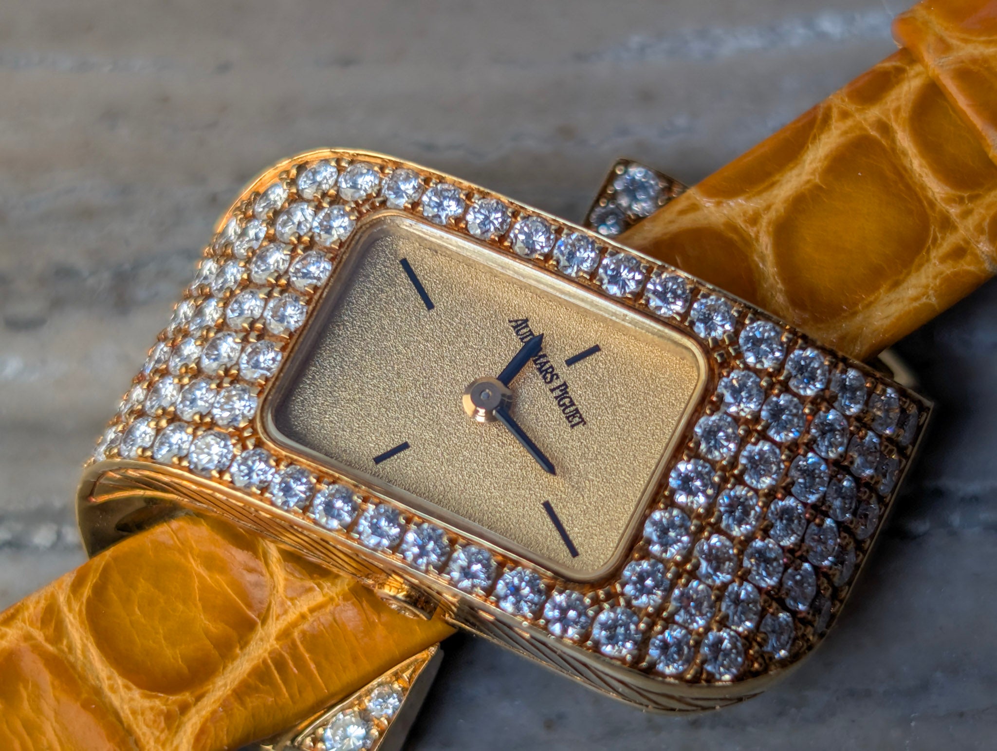 Audemars Piguet Diamond Ribbon Cocktail Watch 18K Gold Quartz 23mm