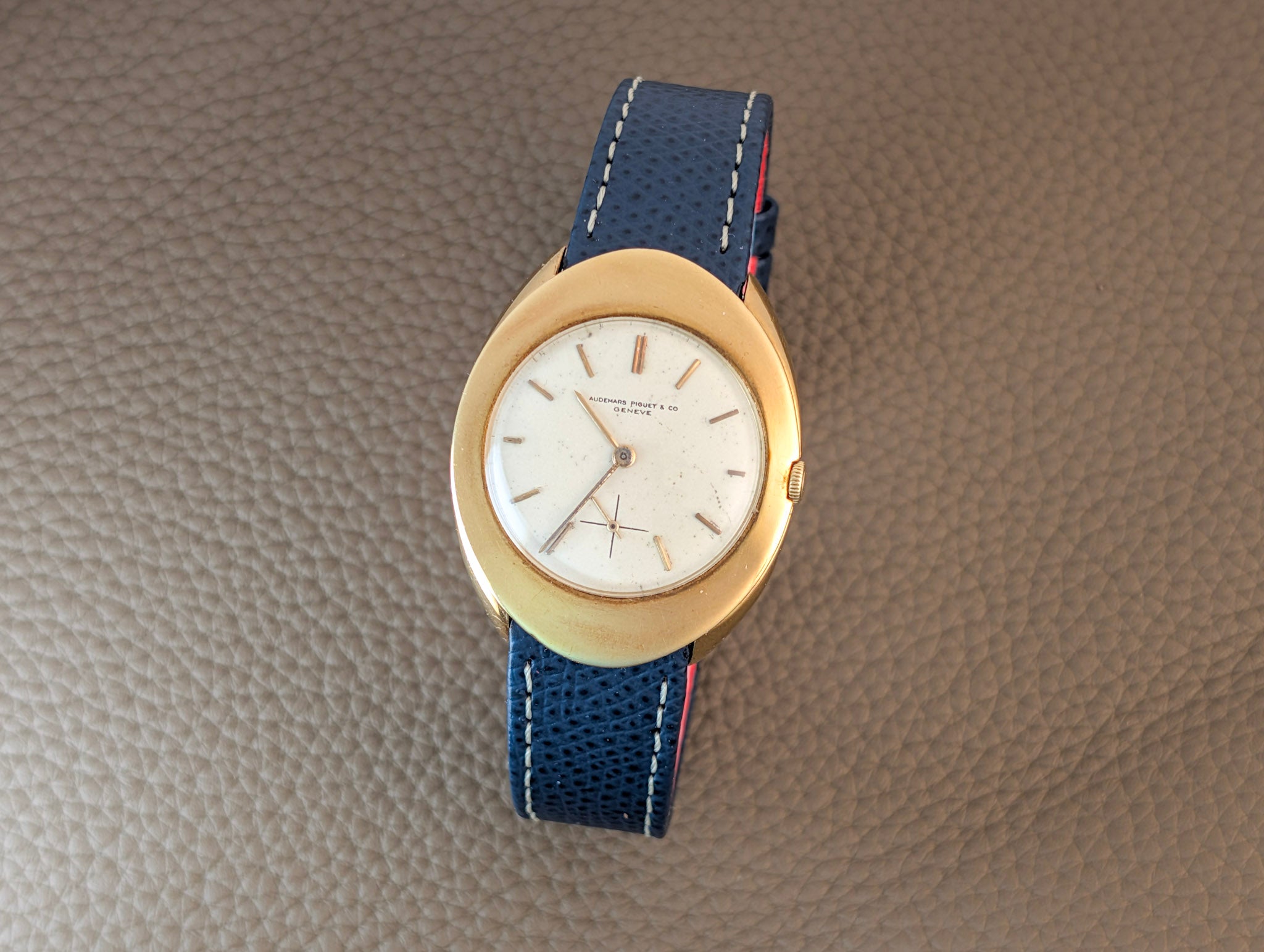 Vintage Audemars Piguet Volante Wenger 18k Gold Ellipse Manual Wind Watch