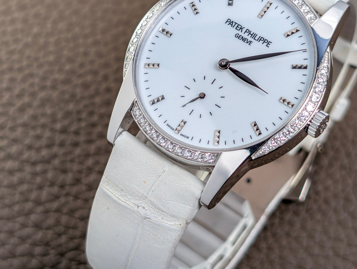 Patek Philippe Calatrava 7122/200G-001 18K White Gold Diamond Bezel 33mm