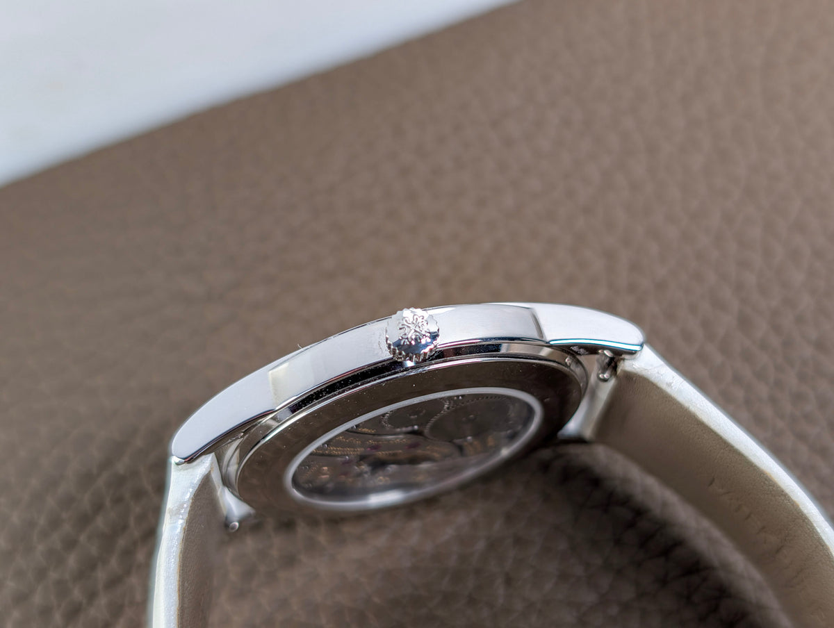 Patek Philippe Calatrava 7122/200G-001 18K White Gold Diamond Bezel 33mm